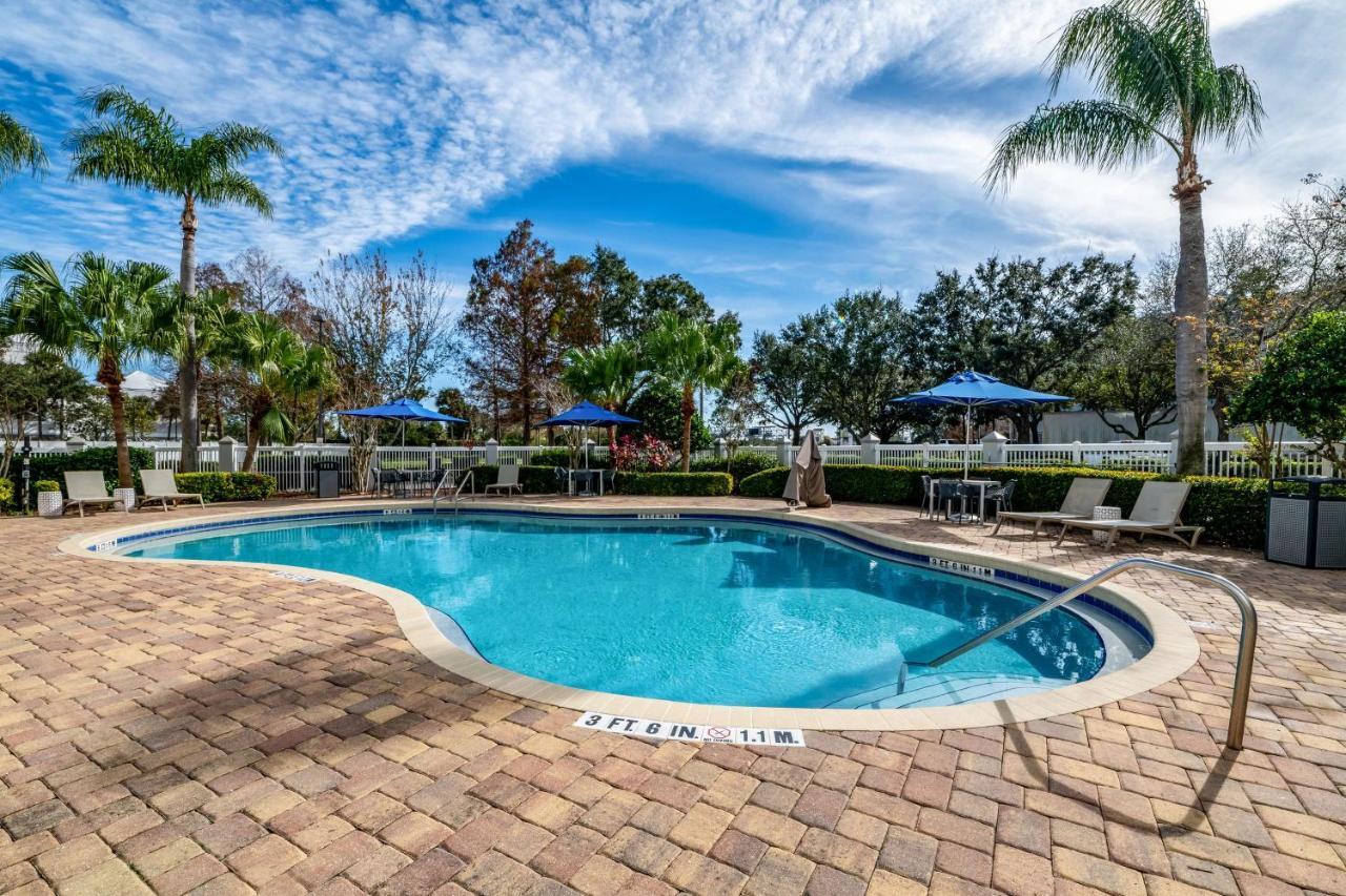 Hampton Inn Lake Buena Vista / Orlando Bagian luar foto